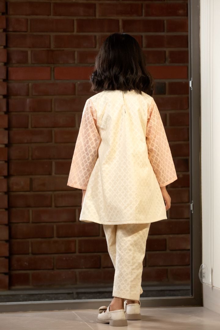Girls Embroidered Patch Kurta Set