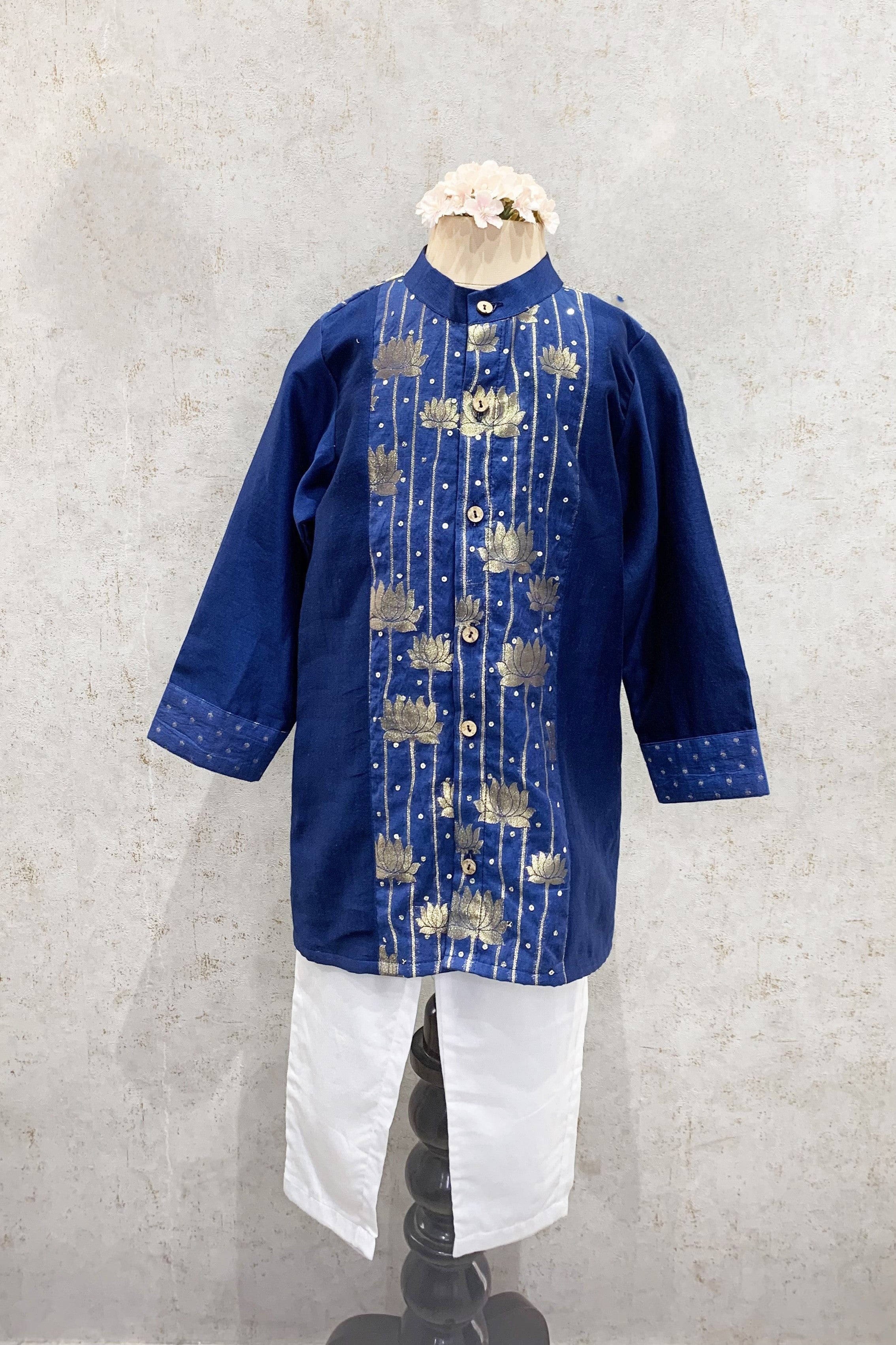Lotus Zari Front Open Kurta Set