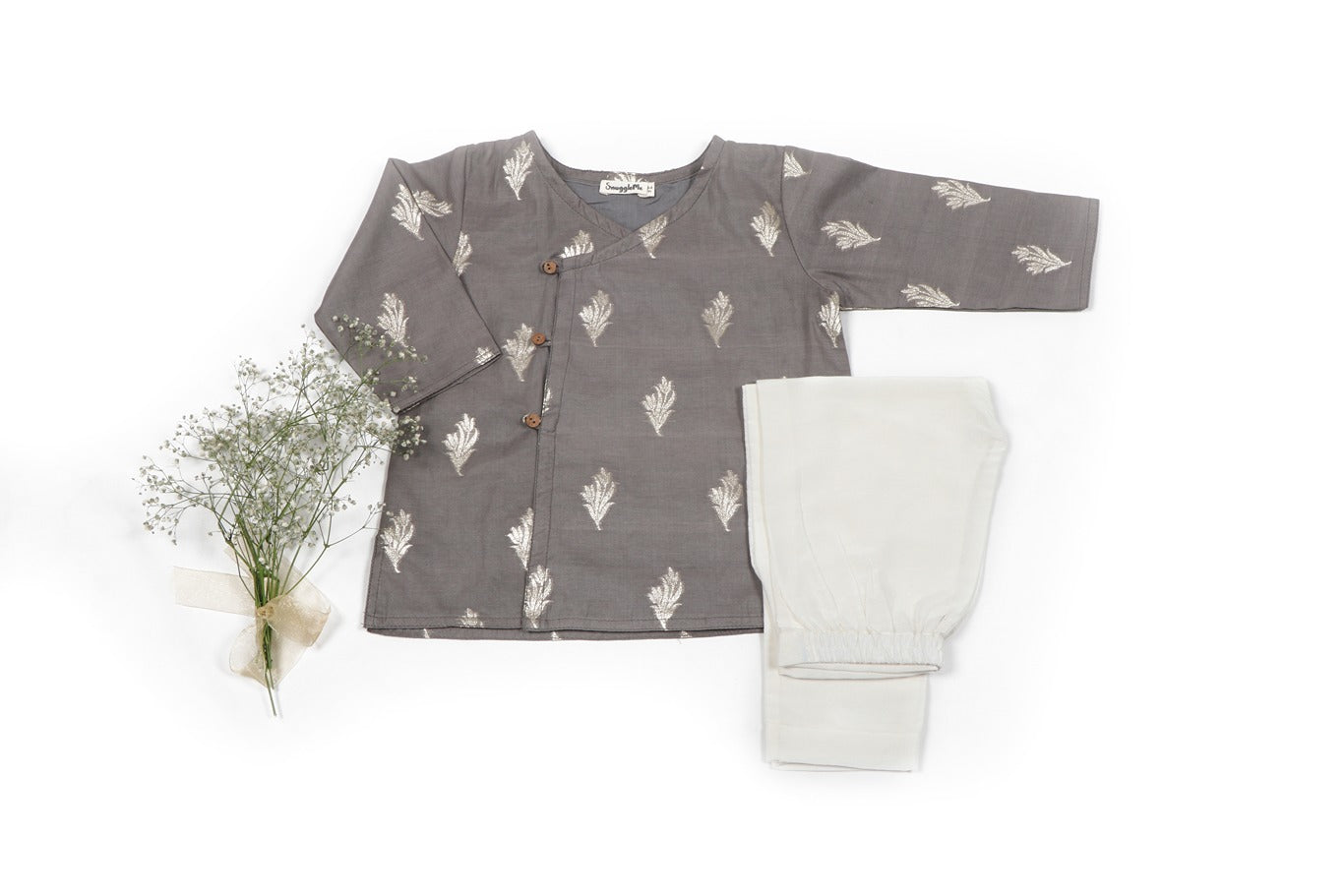 Smoky Floret Angarakha with Pyjamas