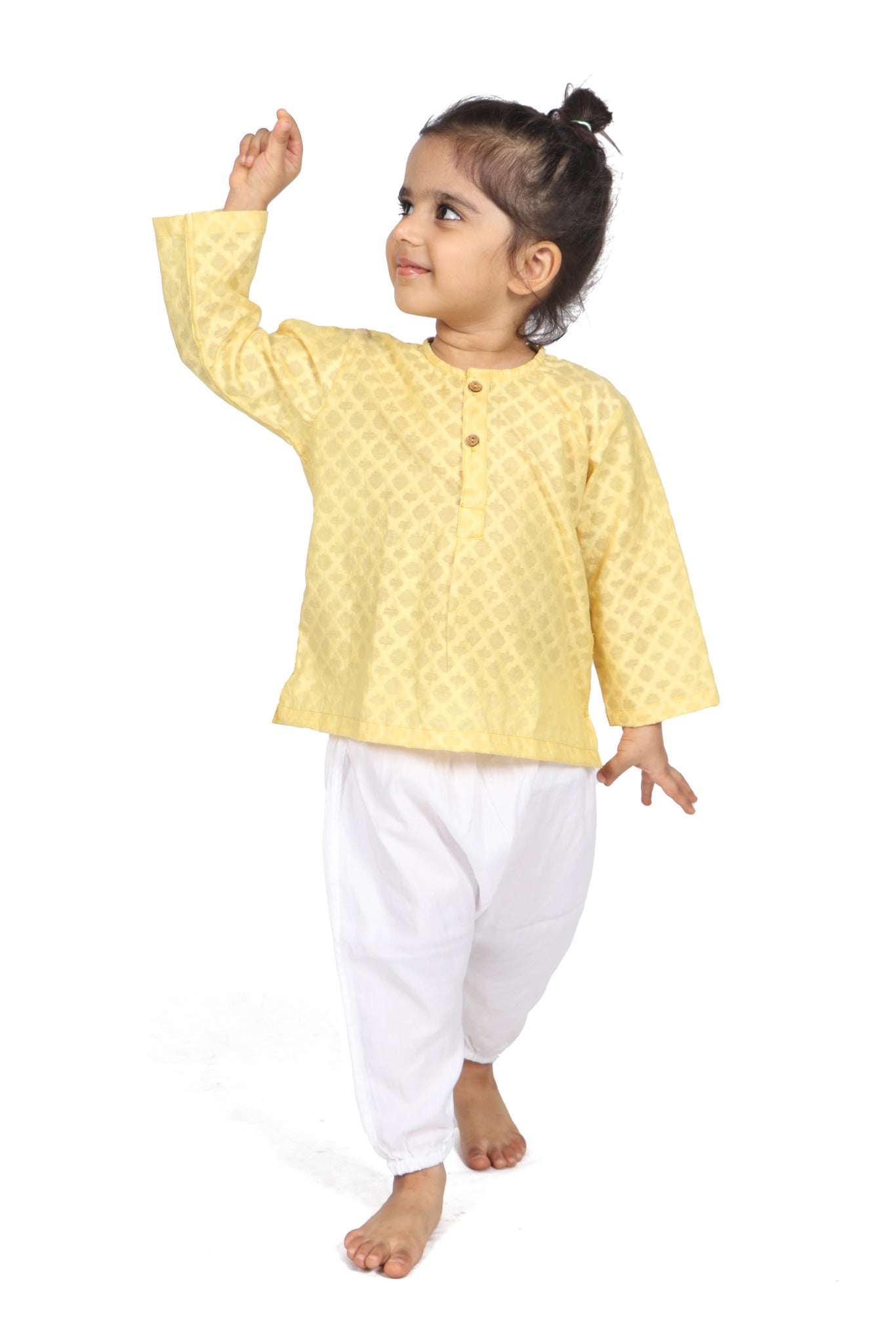 Lemon Colored Expressive Kurta with Pants